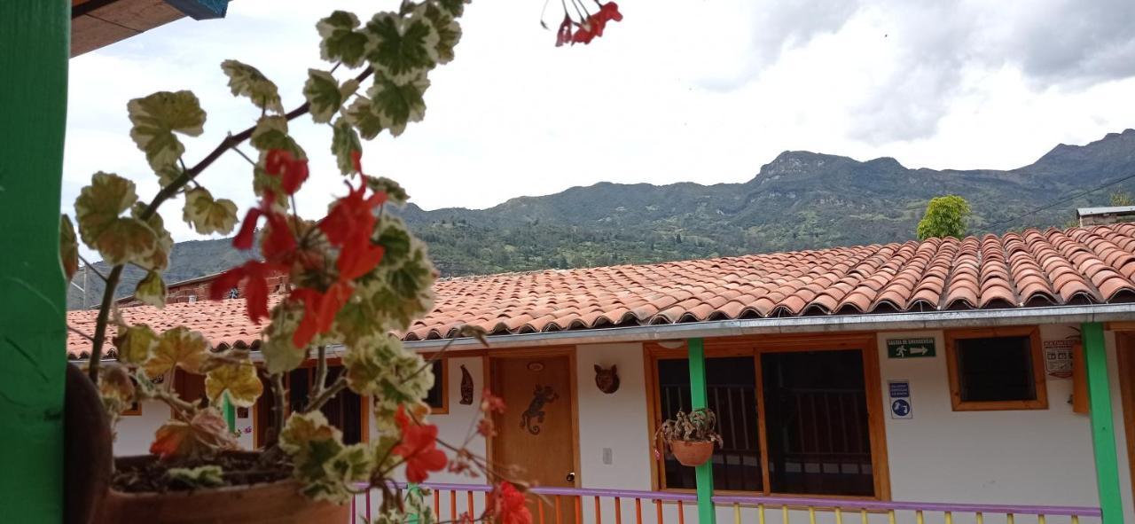 Hotel Guican De La Sierra Eksteriør billede